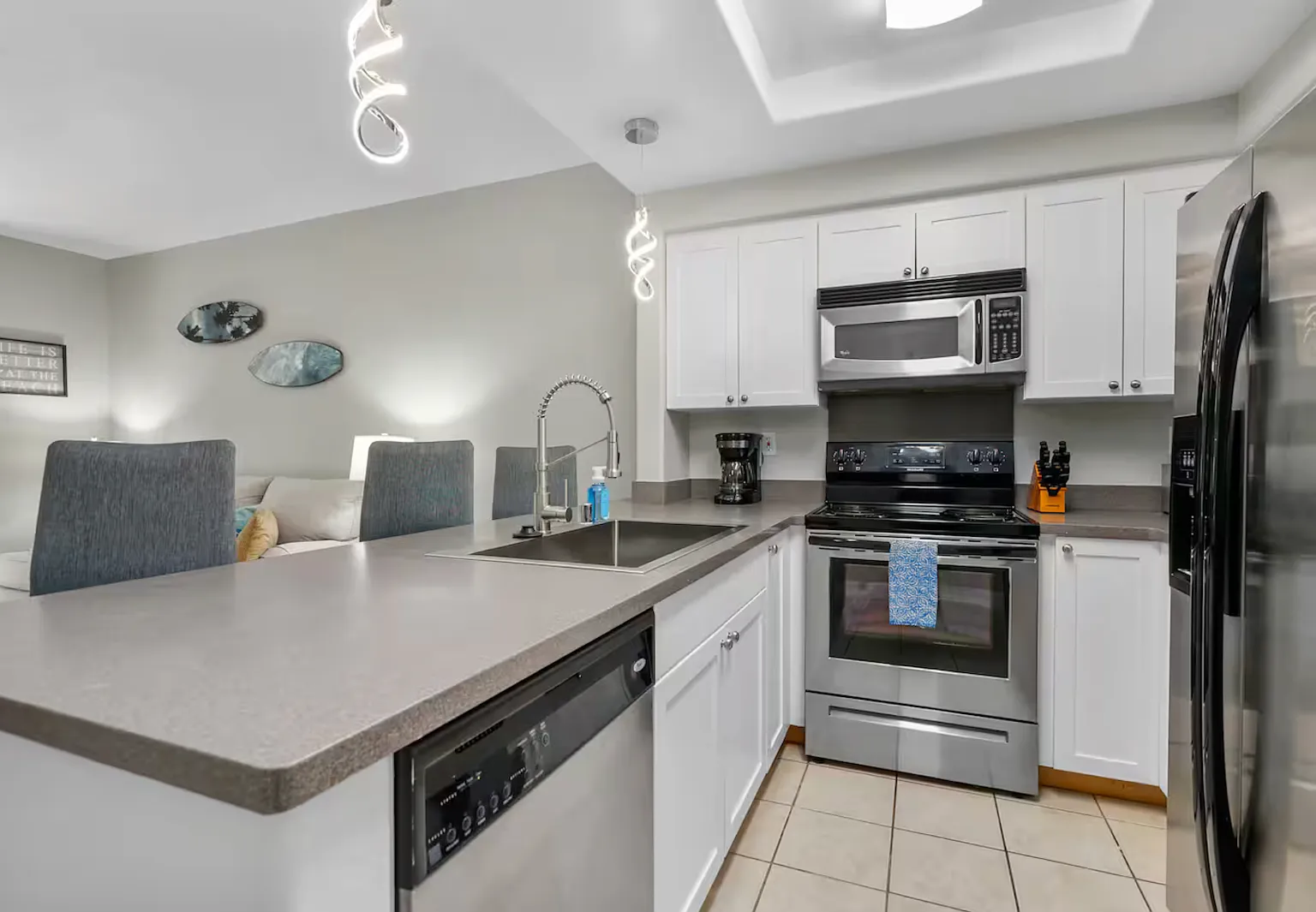 92-1502 Aliinui Drive — Photo 2