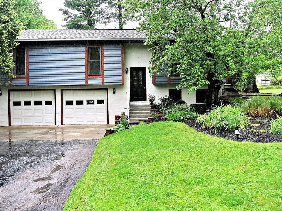 1st image of 31 Country Ln