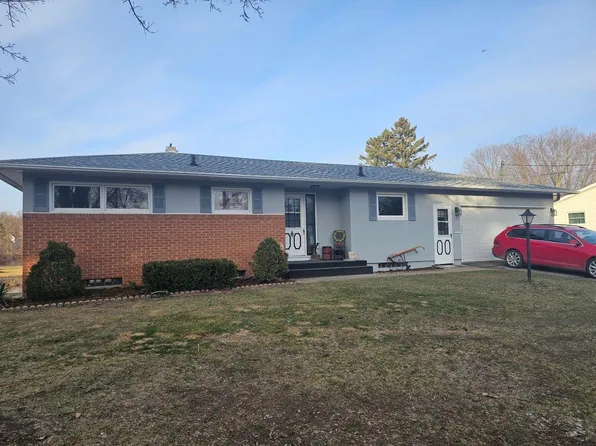 120 Rohrer St, Clintonville, WI 54929