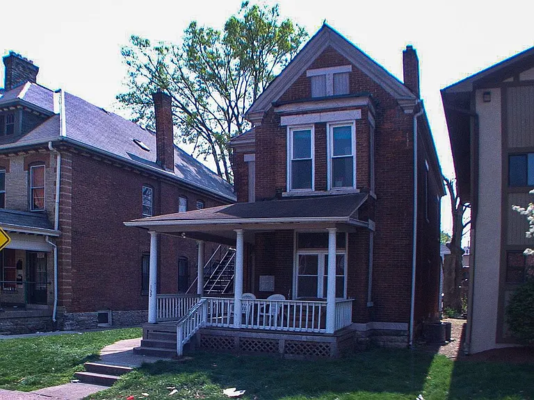 133-133.5 West Aly #10 — Photo 1
