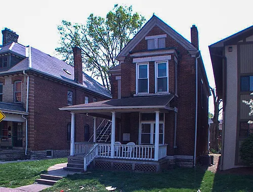 133-133.5 West Aly #10 Photo 1