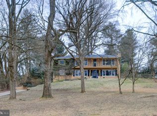 1039 Broadview Rd, Wayne, PA 19087