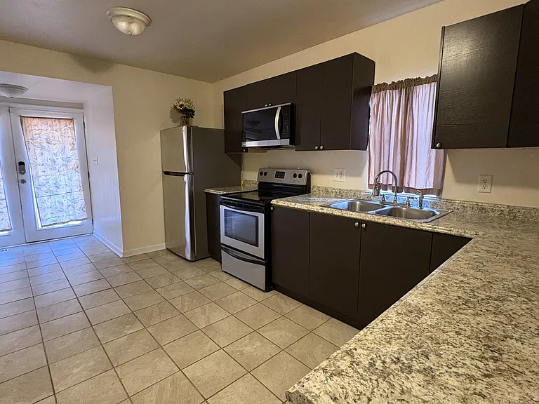 3316 Kansas Ave — Photo 10