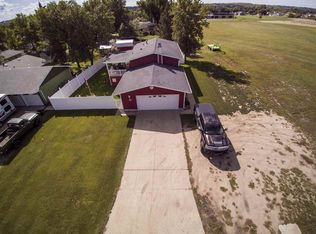 2509 4th Ave NW, Minot, ND 58703