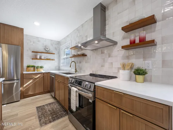 1604 12TH Avenue N, Jacksonville Beach, FL 32250