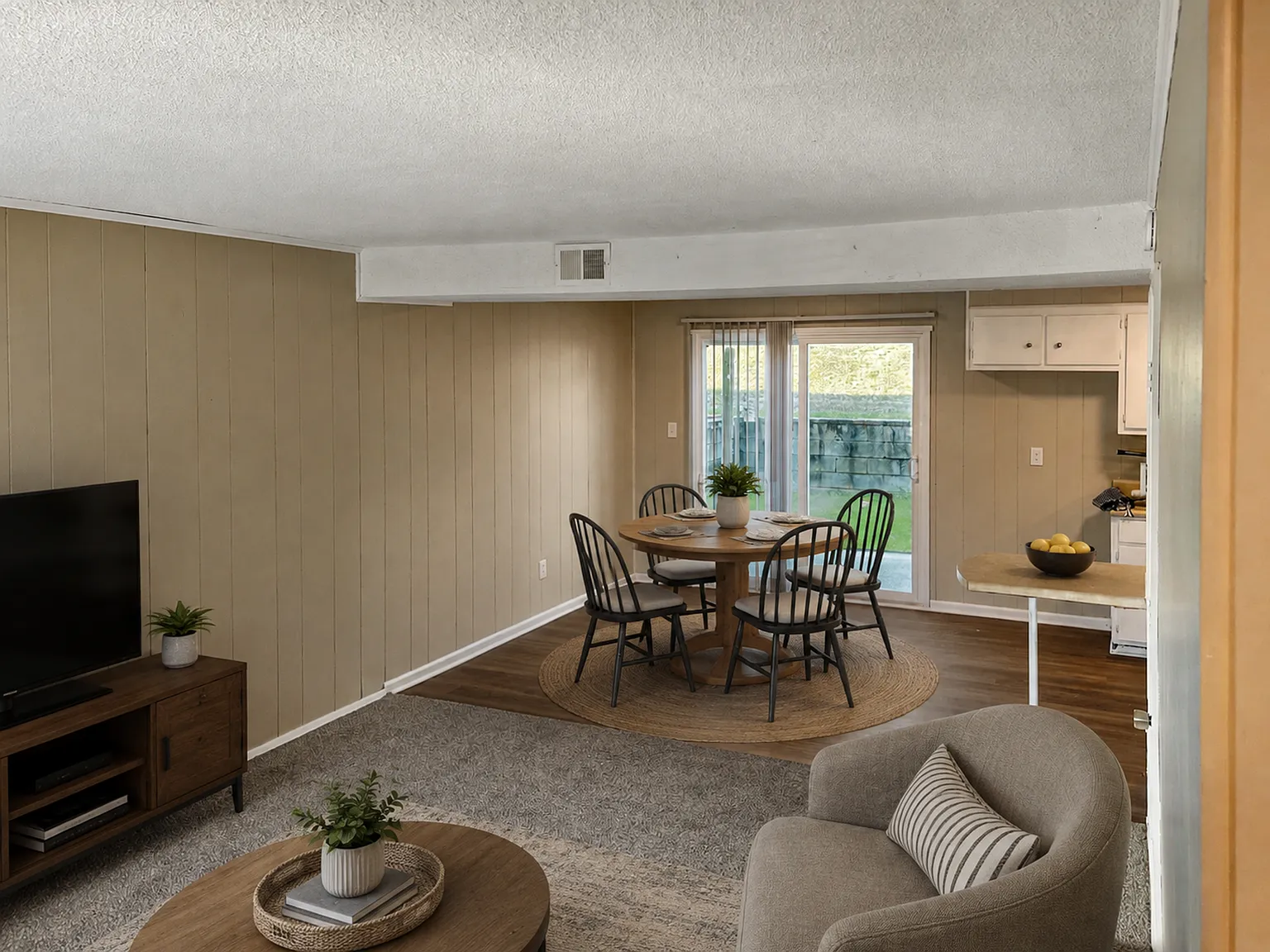 Peachtree Townhomes — Photo 2
