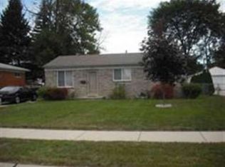 26588 Elm St, Roseville, MI 48066
