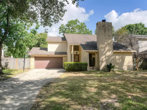 10318 Crescent Moon Dr, Houston, TX 77064