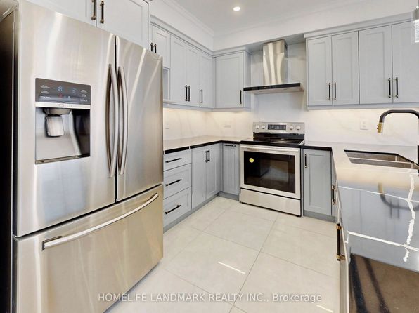 32 Arco Cir, Vaughan, ON L6A 3Z7