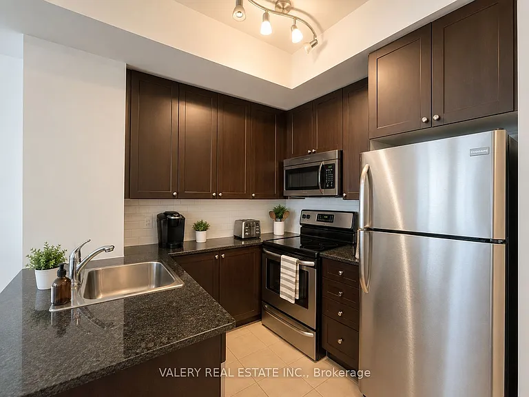 385 Prince Of Wales Dr #3012 — Photo 2