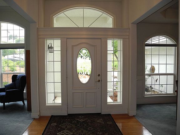 3rd image of 3546 Trenton Way