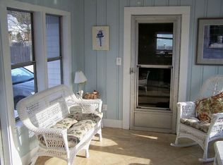 11 3rd St, Hudson, NH 03051