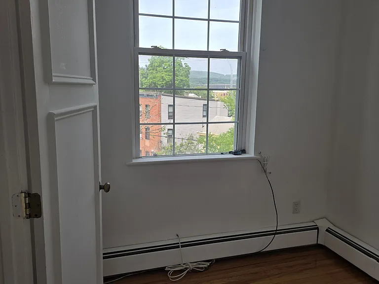 4 Grand St — Photo 11
