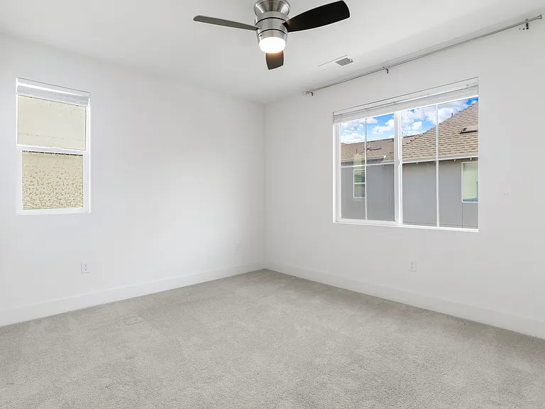 37613 Estuary St — Photo 11