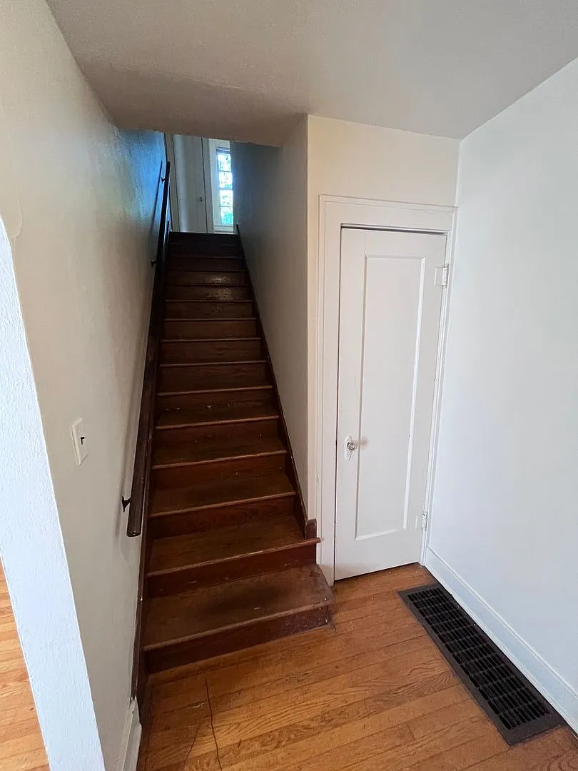 3 Bedroom House On Grant! — Photo 3