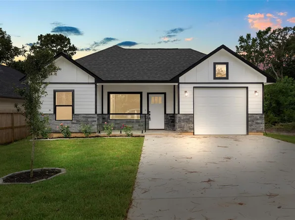 4170 Ben Milam Road, Willis, TX 77378