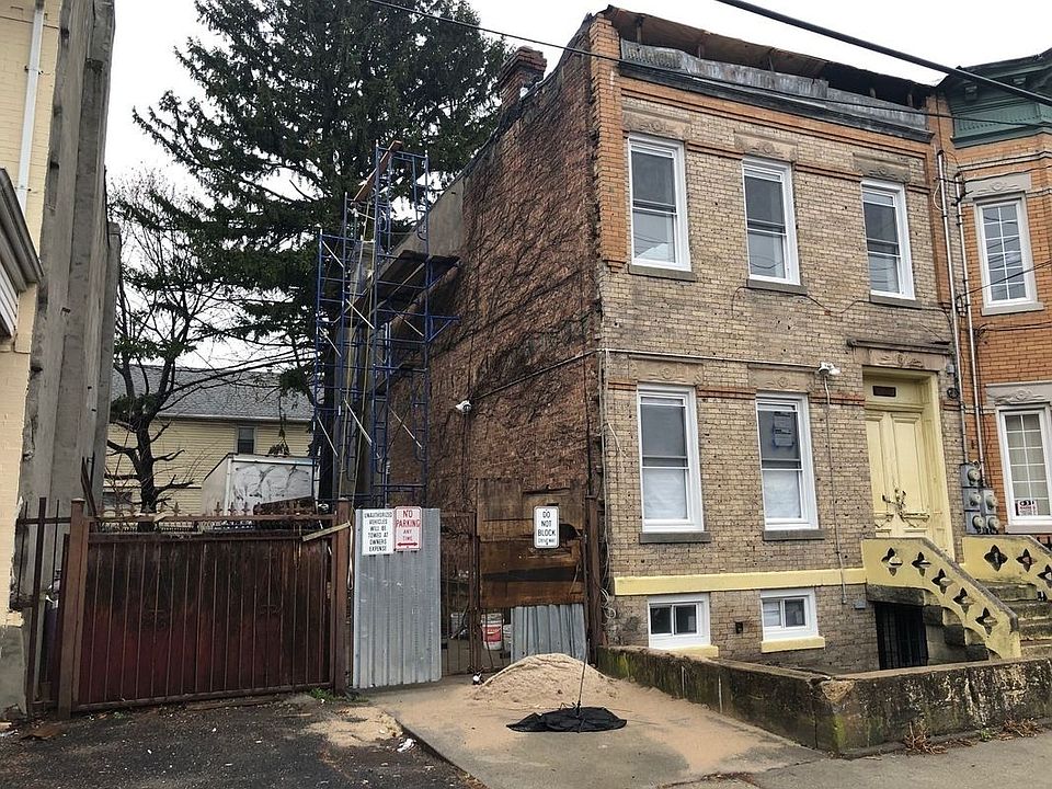 1st image of 10425 164th St