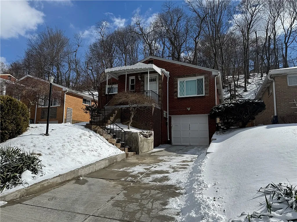 3995 Boulevard Dr photo 1