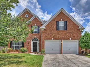 8620 Dennington Grove Ln, Charlotte, NC 28277