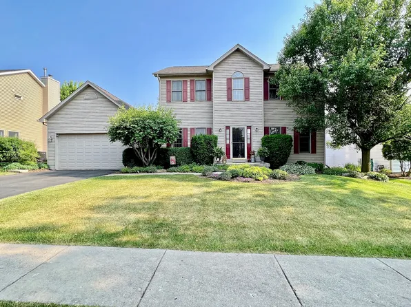 411 Fieldstone Ln, Hampshire, IL 60140