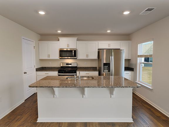 5th image of 3125 Hickory Ridge Trl
