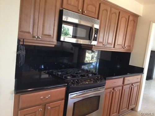 5th image of 10550 Danbury St