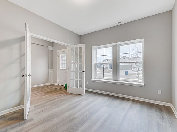 4th image of 11910 Kendrick Ct