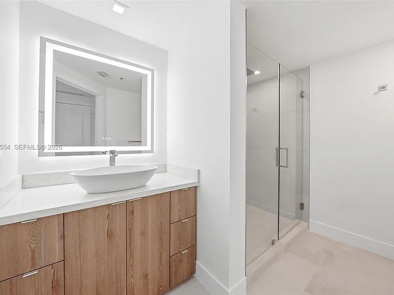 110 N Federal Hwy #1401 — Photo 21
