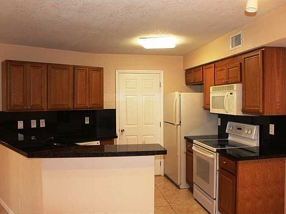 4th image of 9999 Summerbreeze Dr APT 819