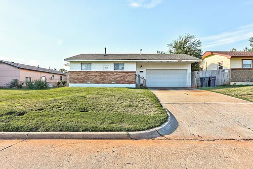 1528 SE 49th Ter Photo 1
