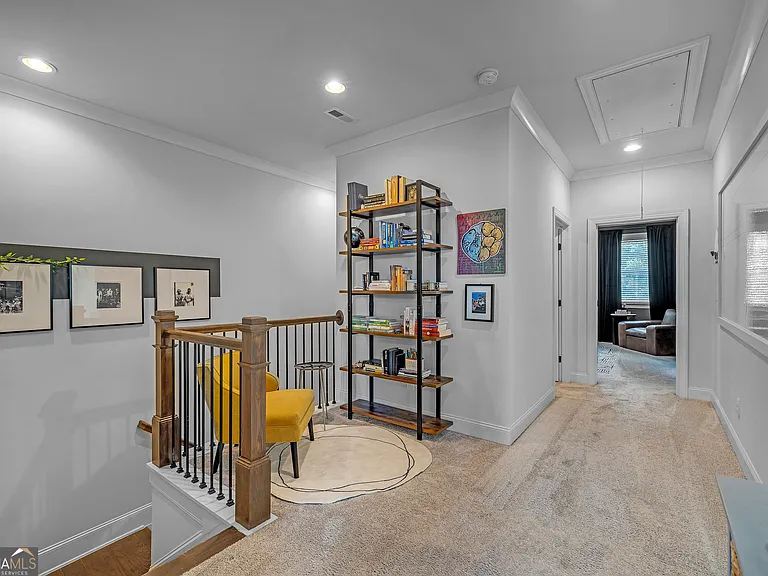 720 Avondale Hills Dr — Photo 19