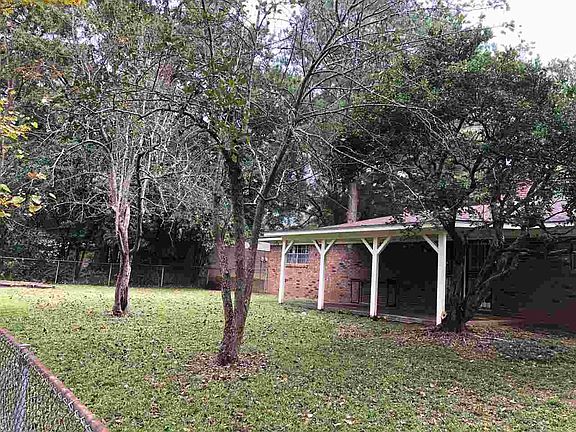 3rd image of 4360 Wildwood Dr