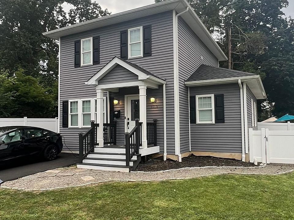 1st image of 1015 Highland Ave