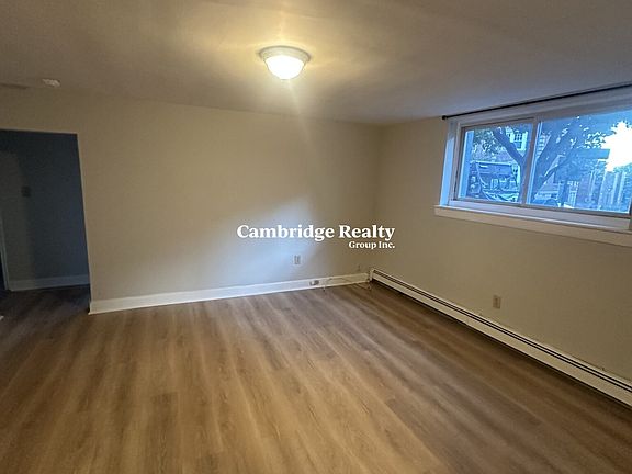3rd image of 69 Chiswick Rd #1T
