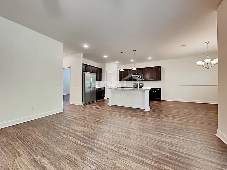 404 Ronter Ct — Photo 7