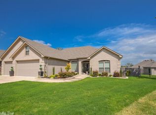 8901 Trail Creek Dr, Sherwood, AR 72120