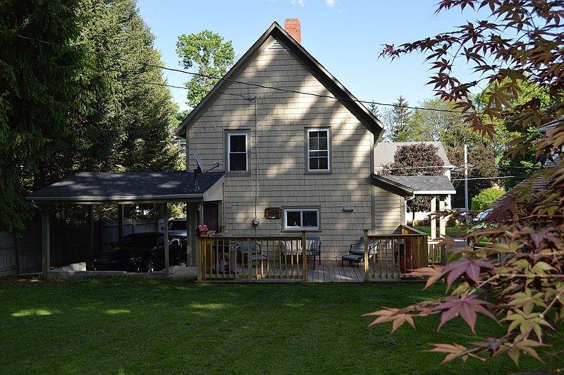2nd image of 18 Sherwood St