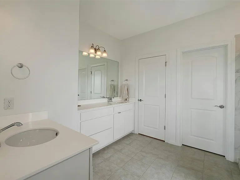 401 Georgia Lace Trl — Photo 27