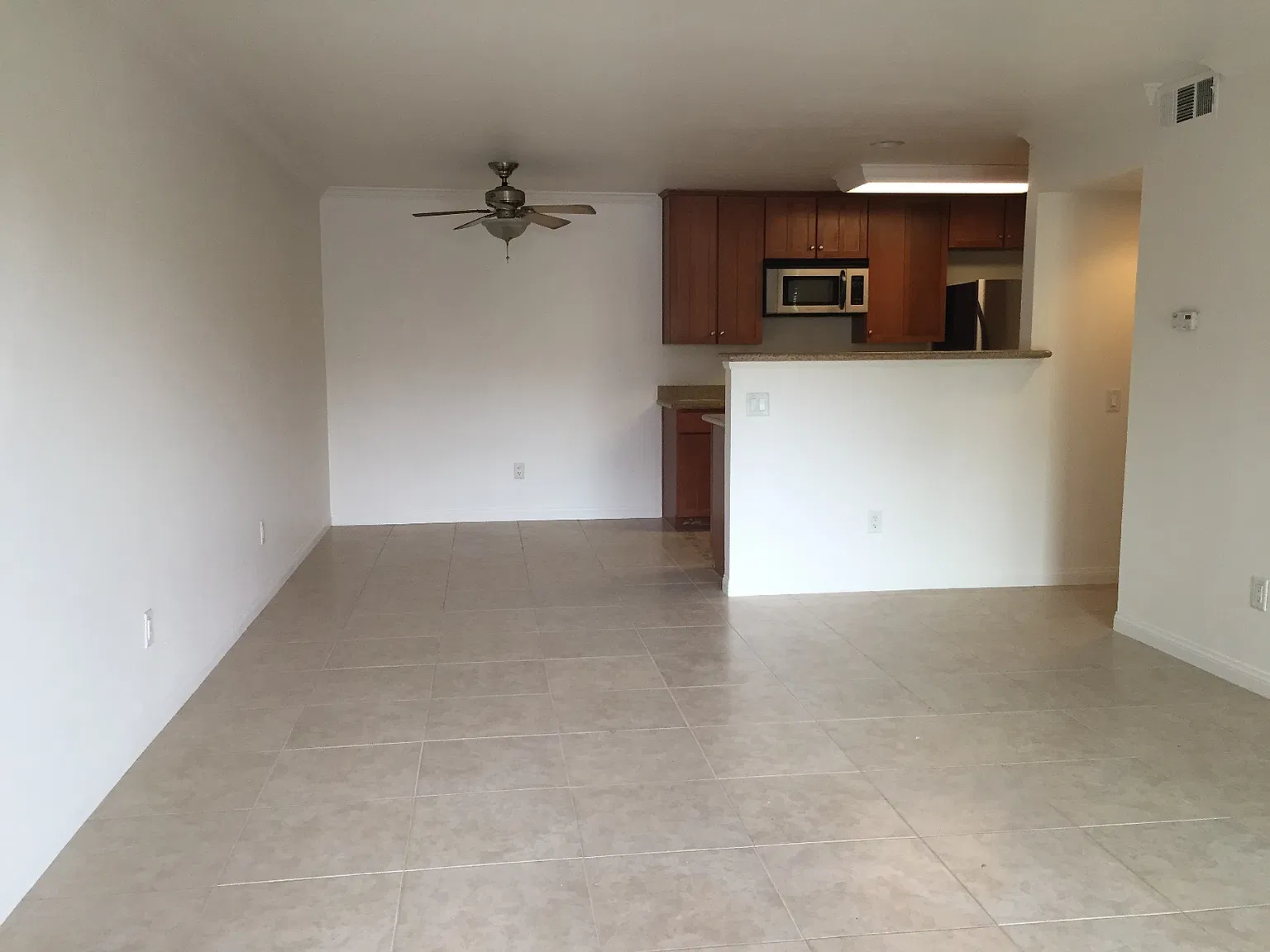 1 bed, 732 sqft, $1,700 — Photo 4