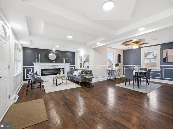 14 Beach Dr, Baltimore, MD 21222