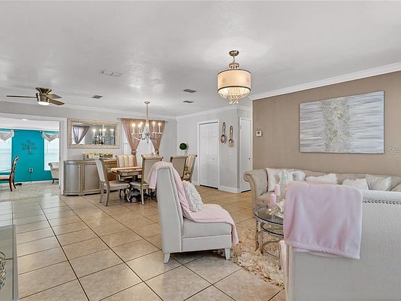 4th image of 5523 Penton Pl