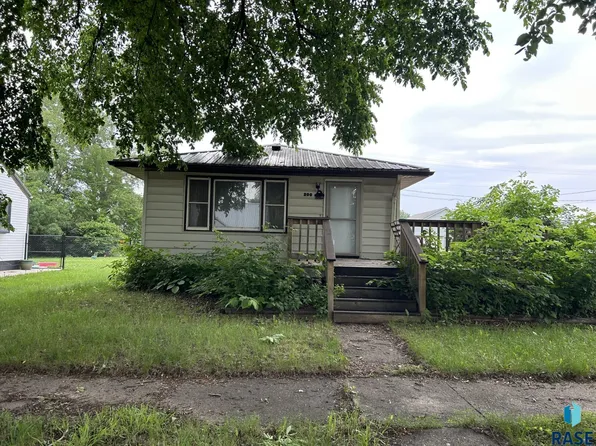 200 N North St, Viborg, SD 57070