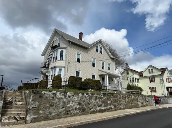 200 Ballou St, Woonsocket, RI 02895