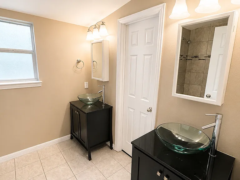 5410 Downs Dr — Photo 9