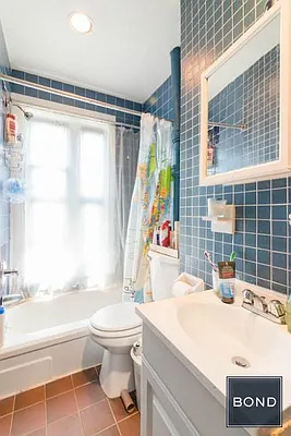 Rented by Bond New York | media 66