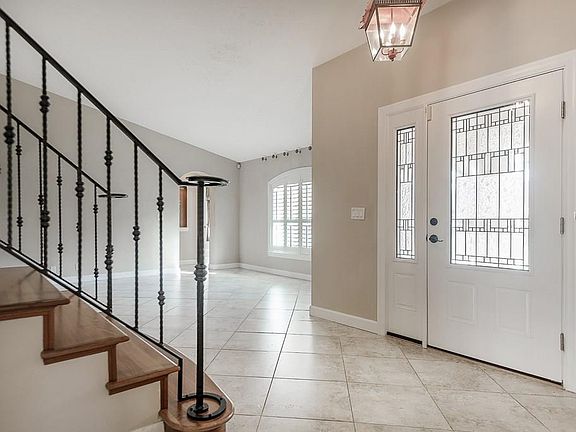 5th image of 14608 Dartmoor Ln