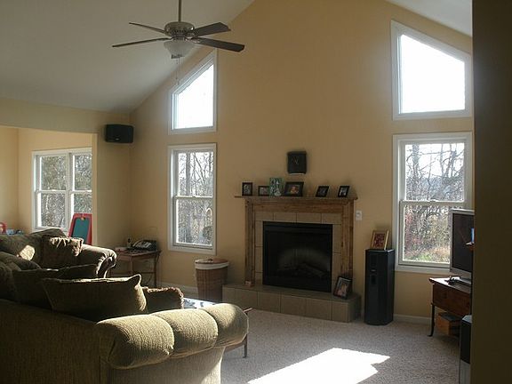 2nd image of 4809 Oakwood Dr S