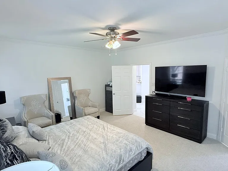 8414 Nicholson Dr — Photo 12