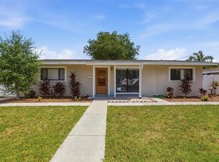 410 42nd Ave NE, Saint Petersburg, FL 33703