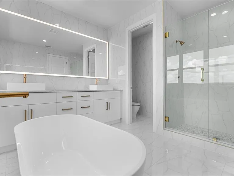 772 Gran Kaymen Way — Photo 22